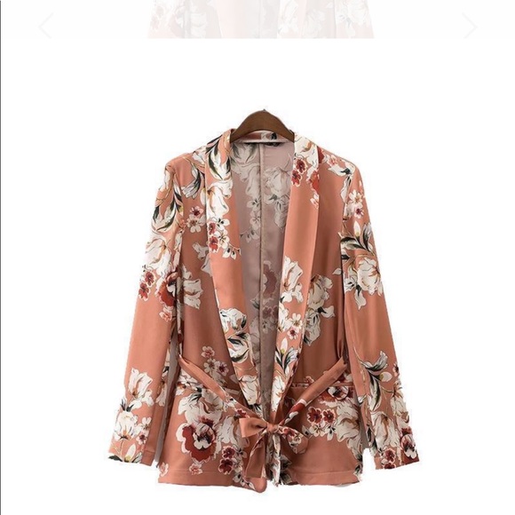 2 piece outfit - Picture 2 of 4